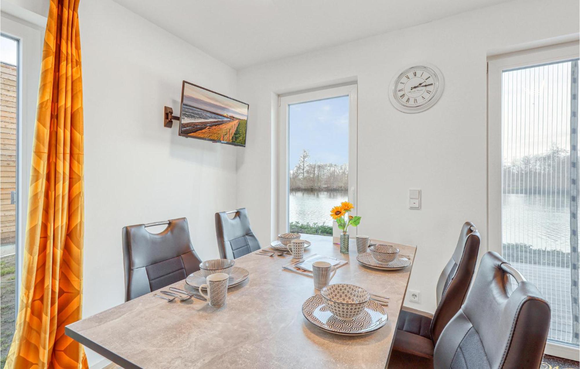Nice Home In Tossens With Kitchen Екстер'єр фото