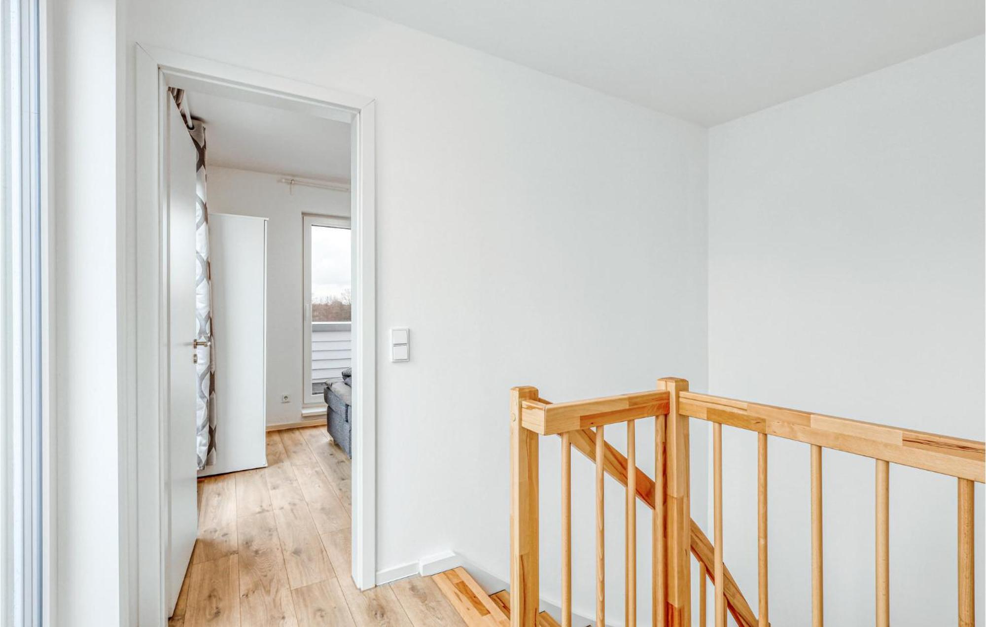Nice Home In Tossens With Kitchen Екстер'єр фото