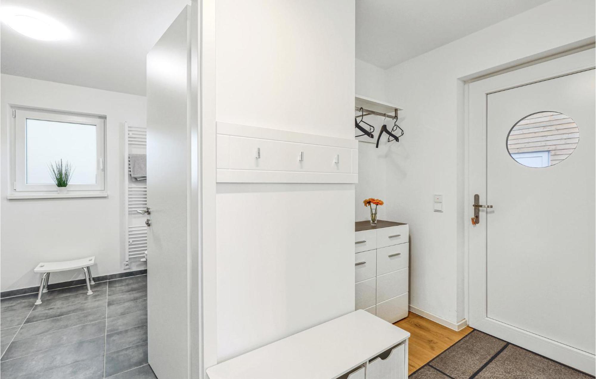 Nice Home In Tossens With Kitchen Екстер'єр фото